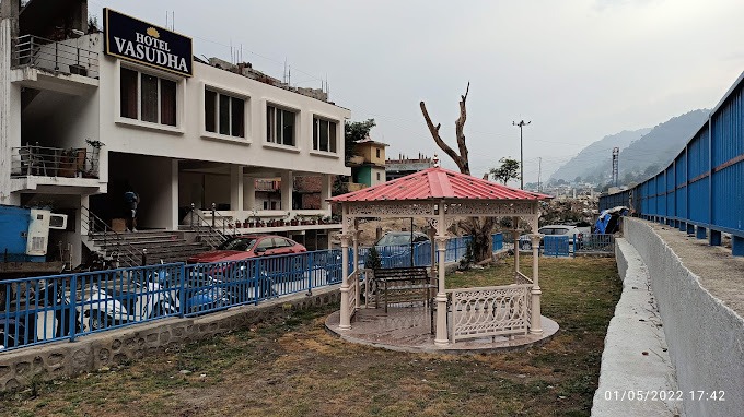 Hotel Vasudha